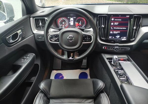 Volvo XC 60 cena 164000 przebieg: 60907, rok produkcji 2018 z Kowal małe 326